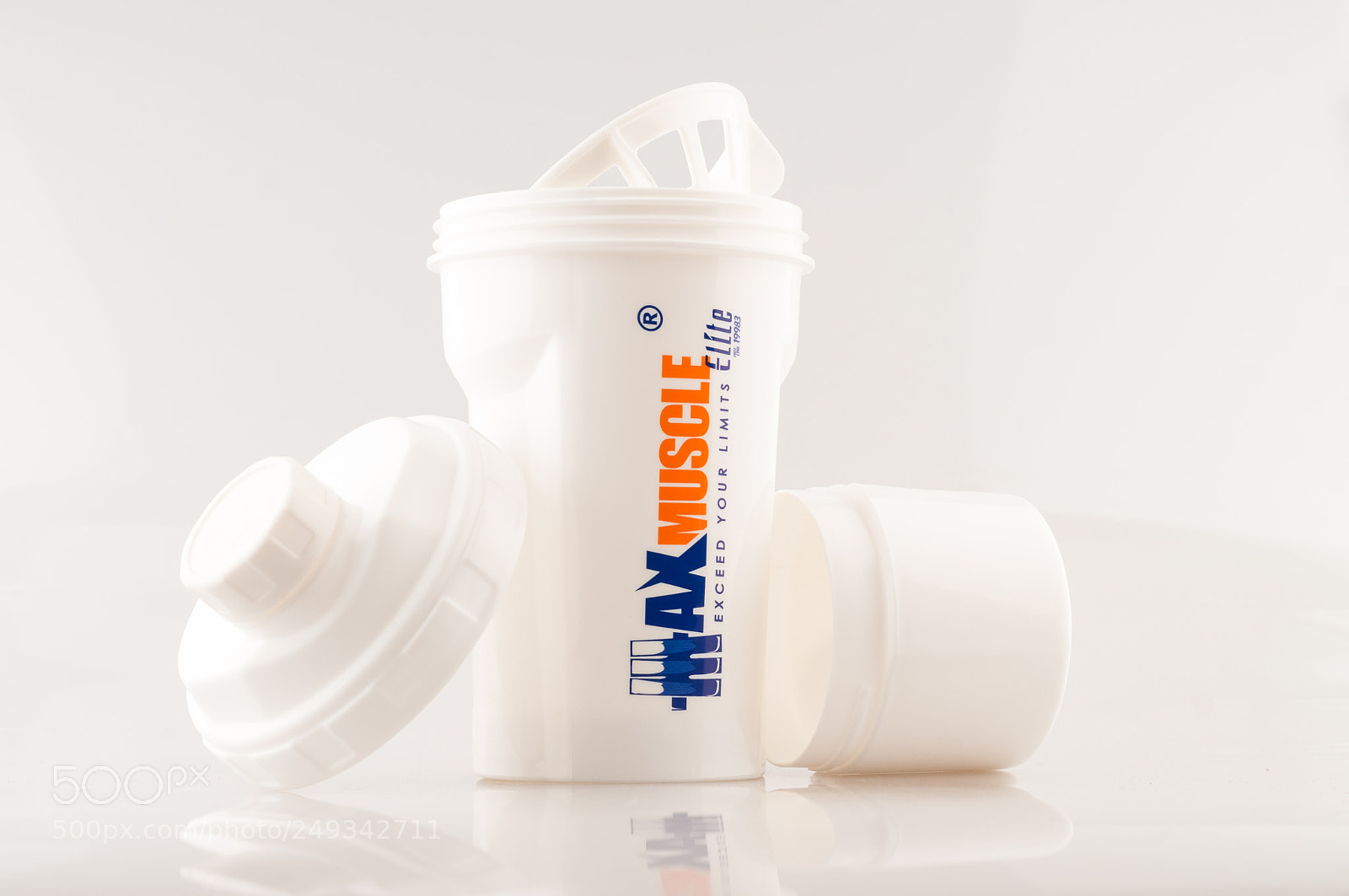 Nikon D90 sample photo. Smart shakers max muscle photography