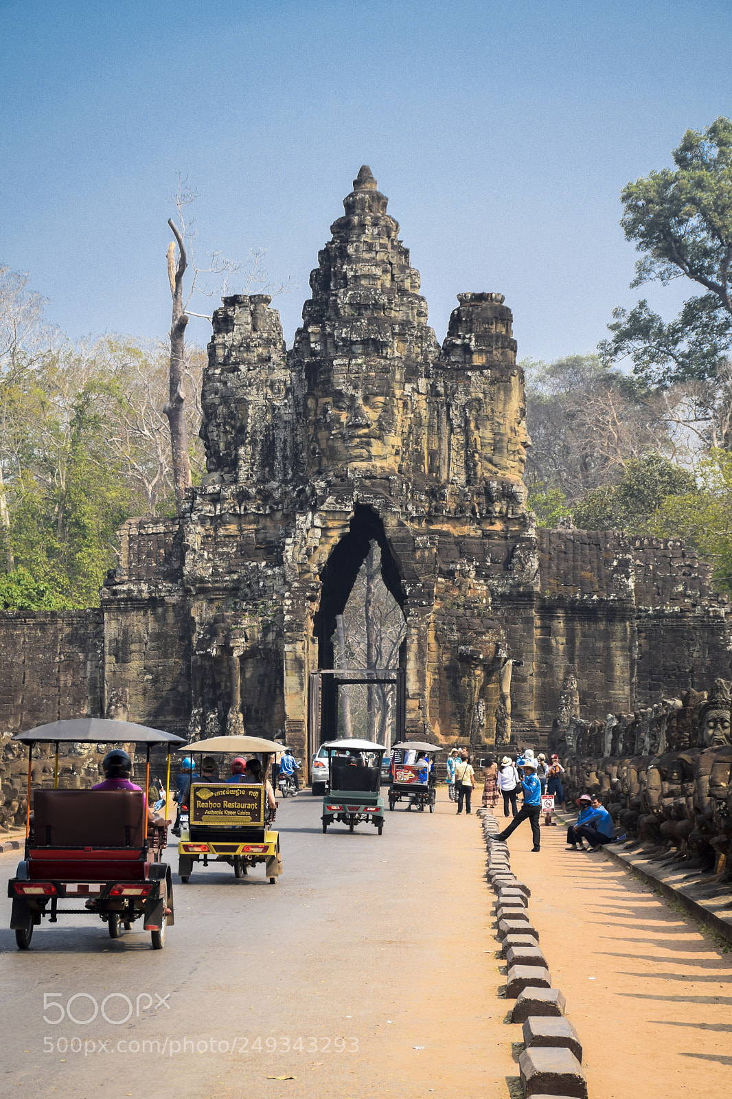 Nikon D5300 sample photo. Puerta de siem reap photography