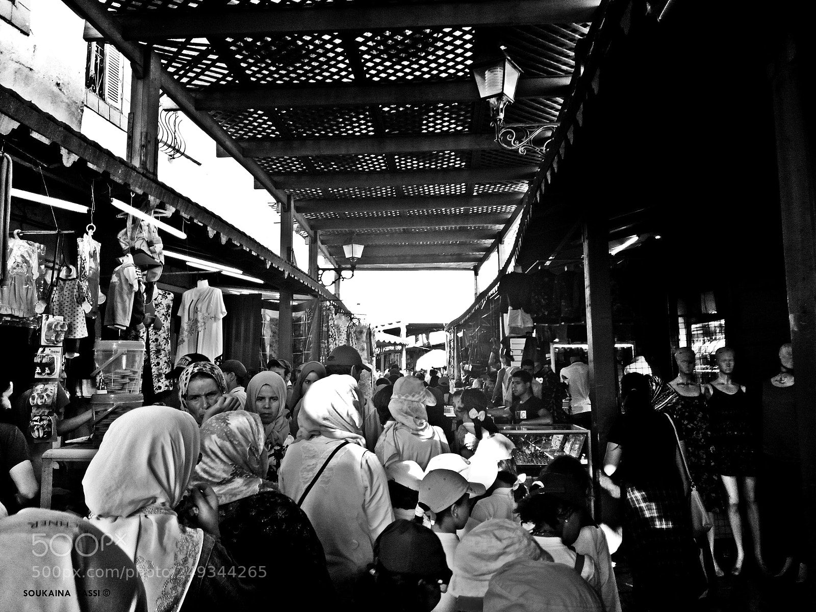 Samsung Galaxy J5(2016) sample photo. Traditional souk - asfi photography