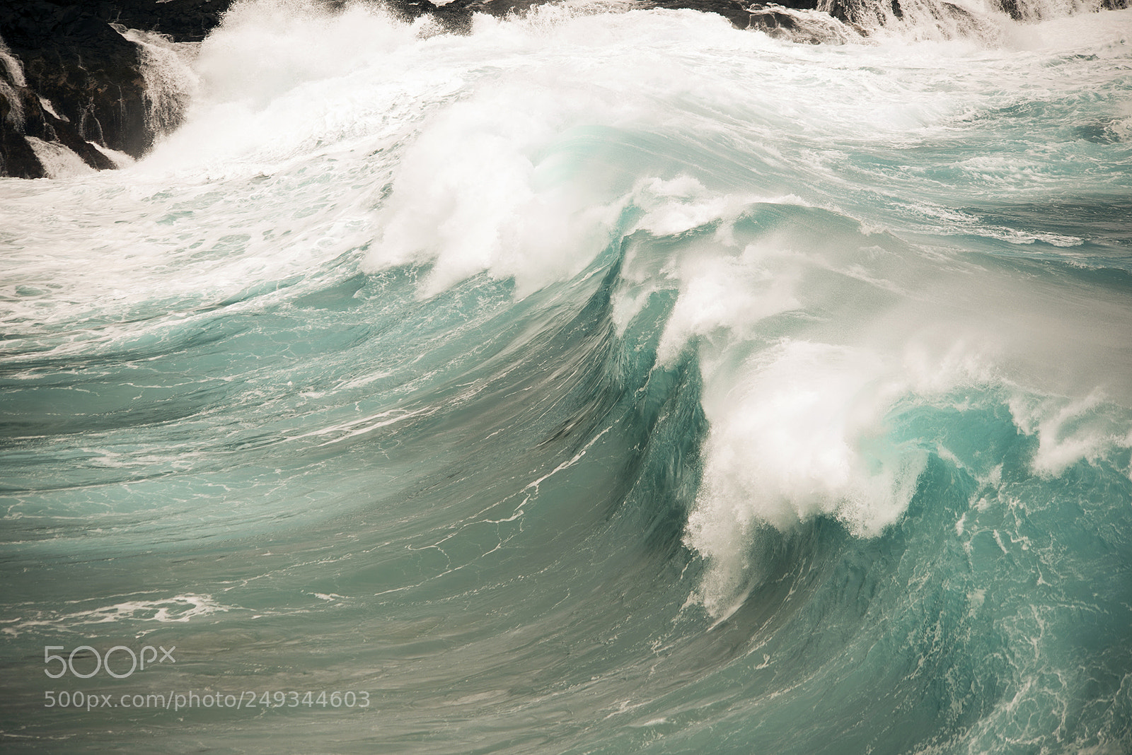 Nikon D800 sample photo. Maui wave photography