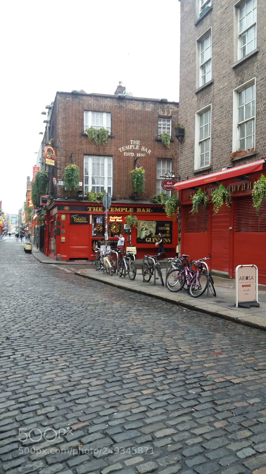 Samsung Galaxy J5 sample photo. The temple bar photography