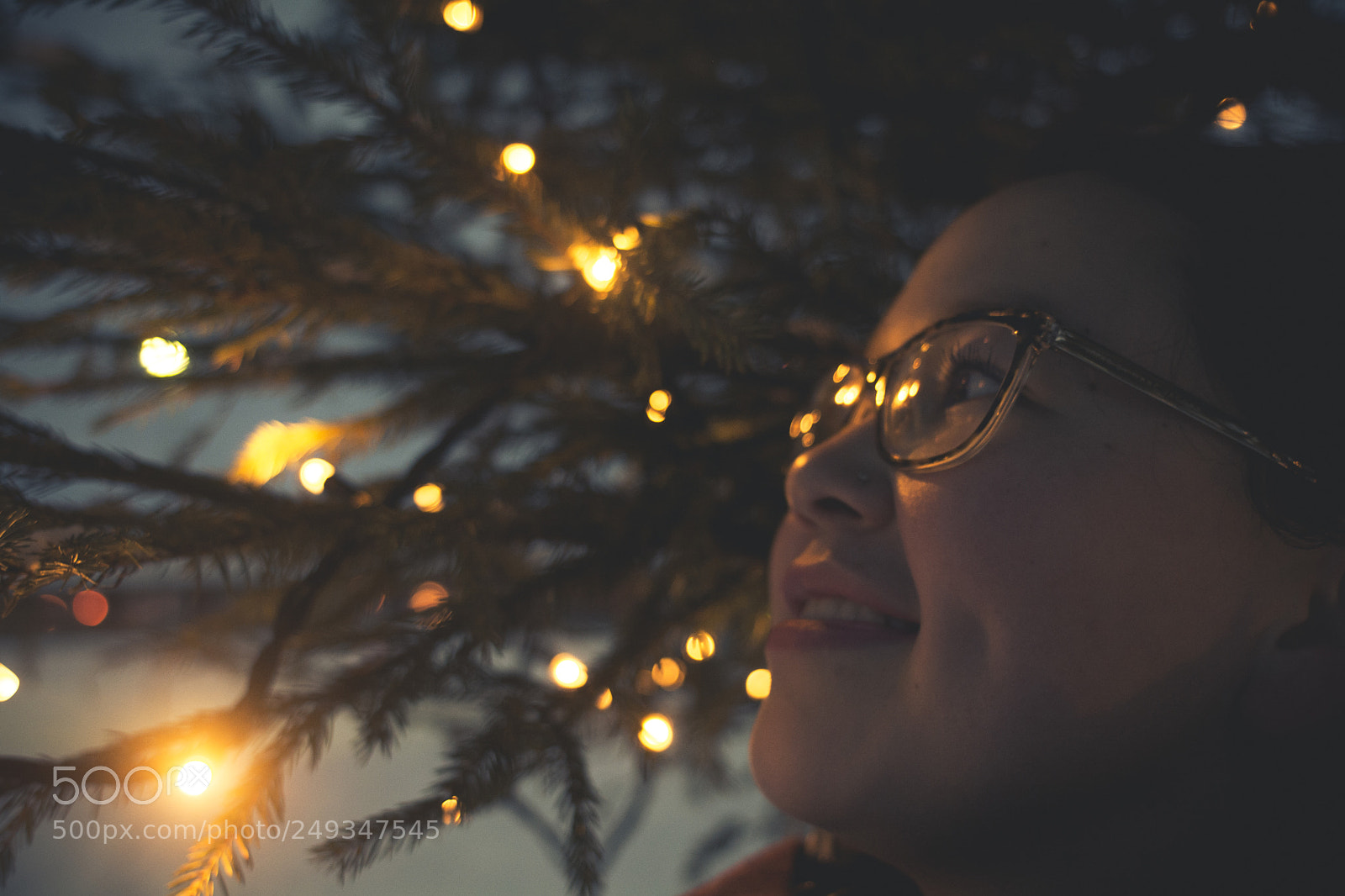 Nikon D7100 sample photo. My girlfriend under christmas photography