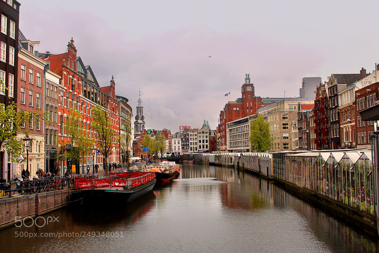 Canon EOS 700D (EOS Rebel T5i / EOS Kiss X7i) sample photo. Rainy day in amsterdam photography