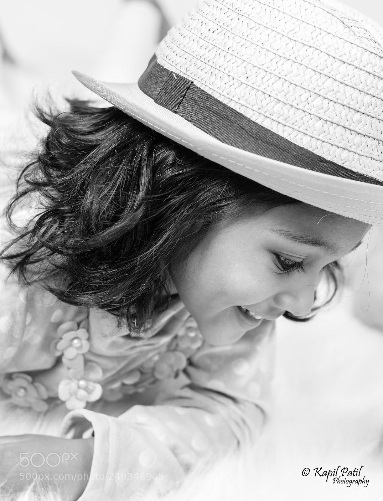 Canon EOS 80D sample photo. Innocent smile photography