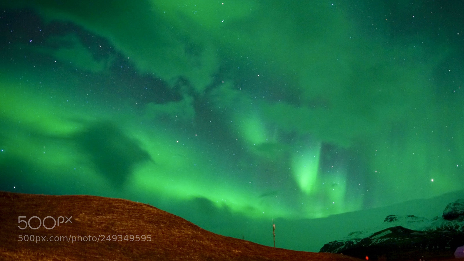 Sony a7R II sample photo. The aurora above iceland photography