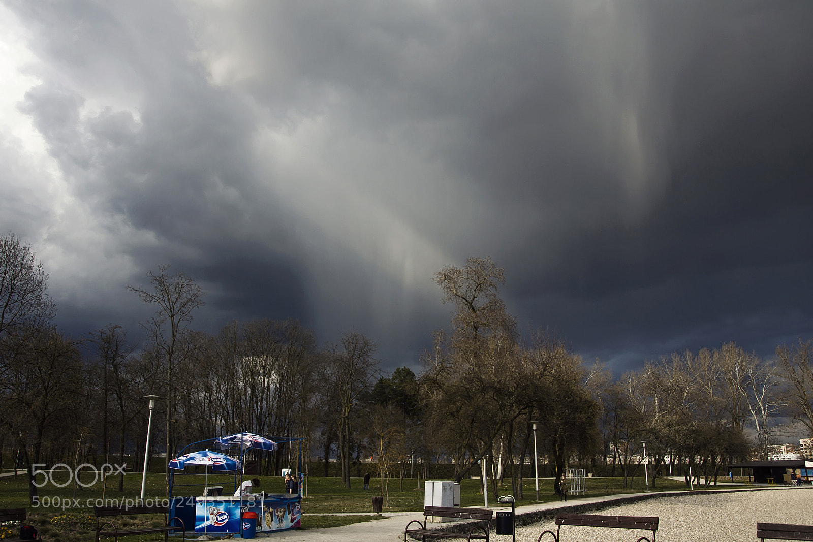 Canon EOS 40D sample photo. Zagreb (before the rain) photography