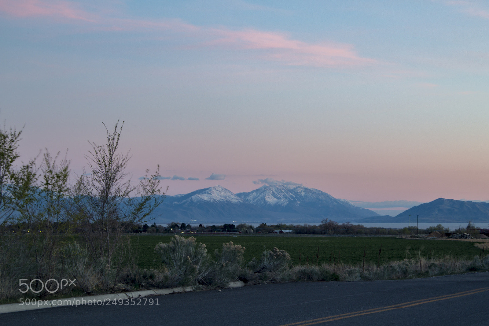 Canon EOS 100D (EOS Rebel SL1 / EOS Kiss X7) sample photo. Utah valley sunset photography