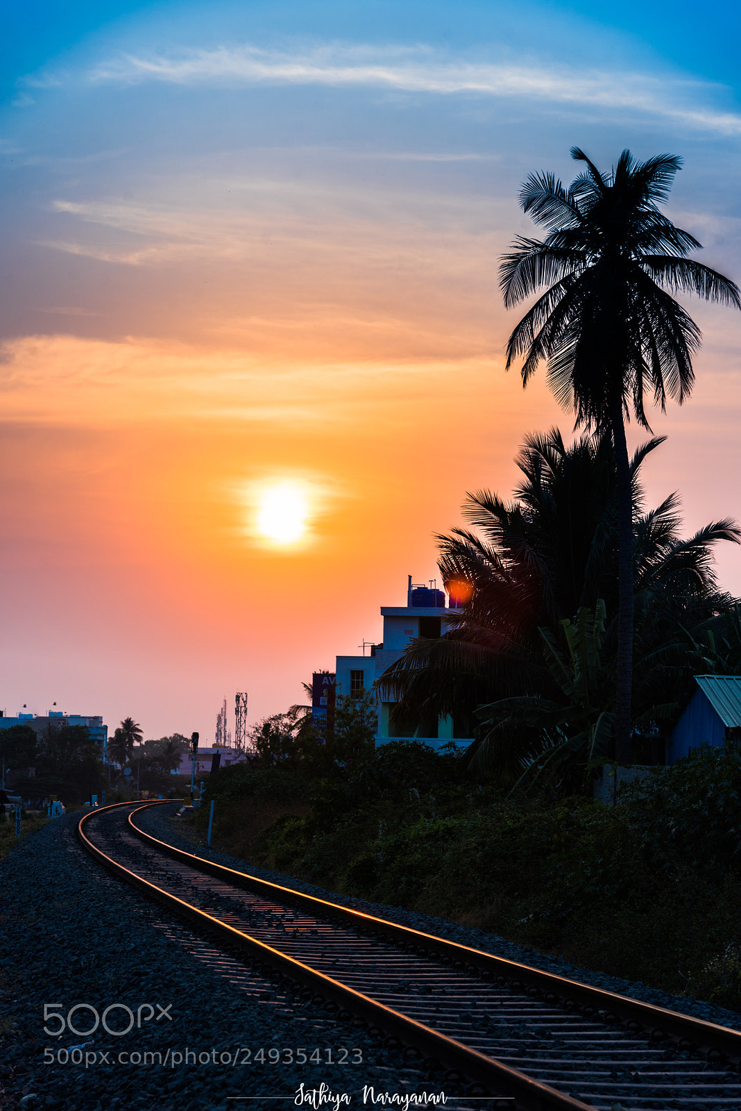 Nikon D810 sample photo. Yes sometimes tracks combines photography