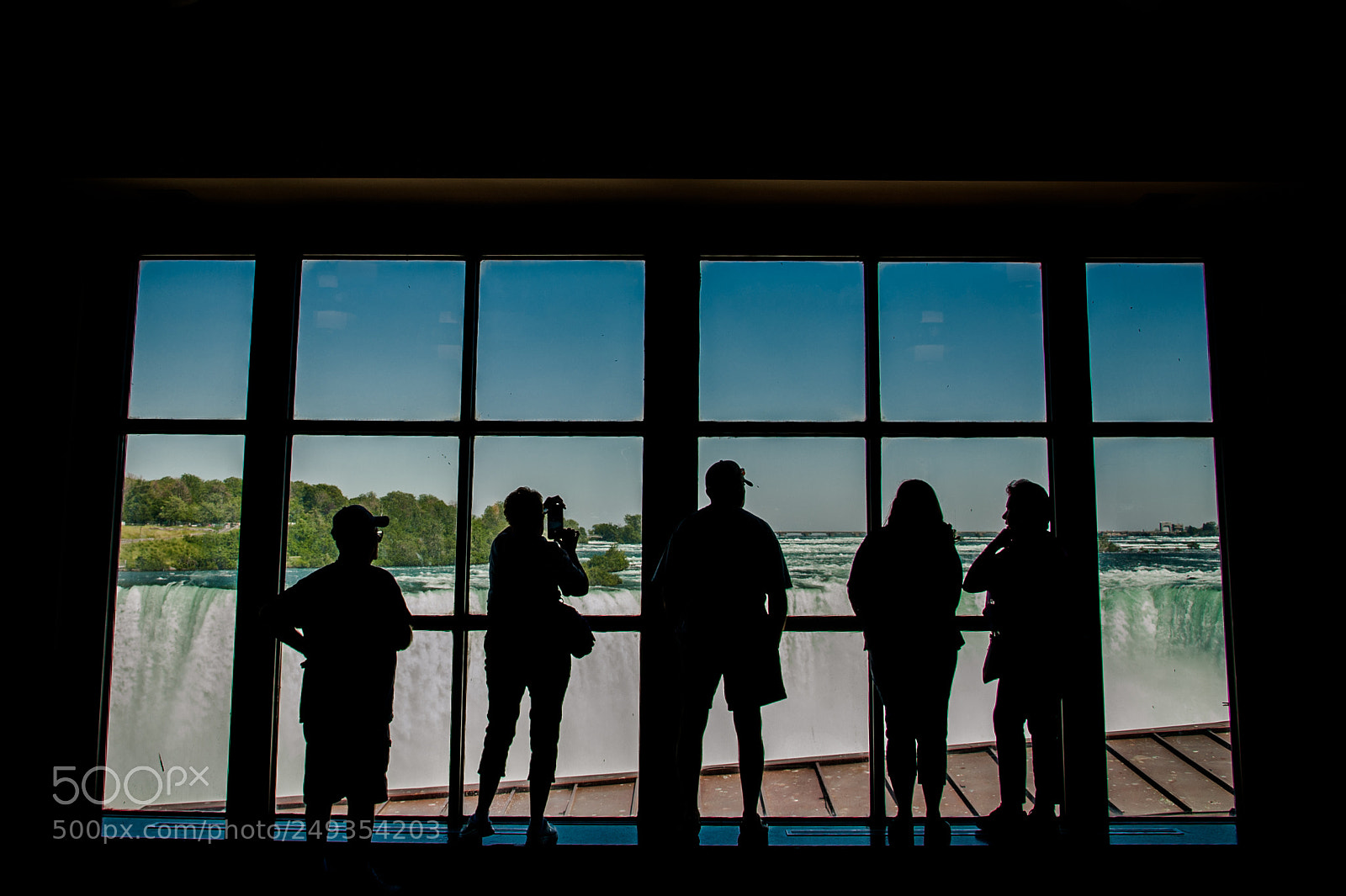 Nikon D700 sample photo. Admiring niagara falls photography