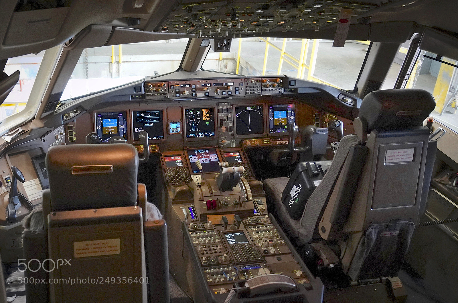 Sony a7R III sample photo. United airlines 2017 boeing photography