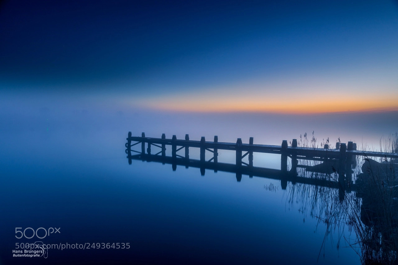 Canon EOS 5D Mark IV sample photo. Jetty in blue hour photography