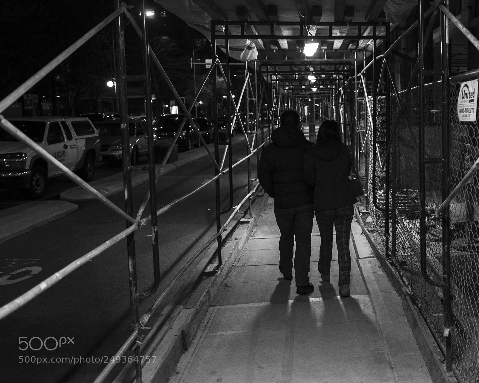 Leica Q (Typ 116) sample photo. Nighttime stroll photography