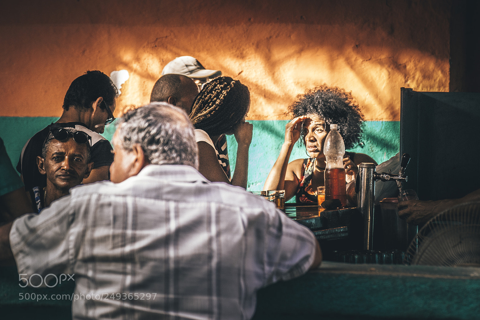 Sony SLT-A99V sample photo. Lively havana photography