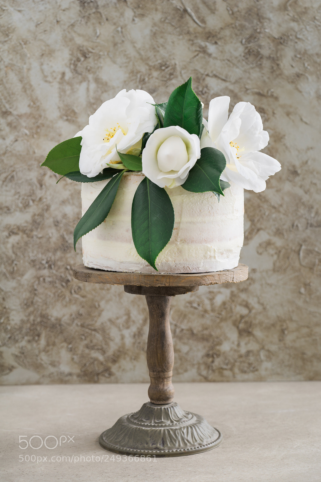 Sony a7R sample photo. Naked wedding cake with photography