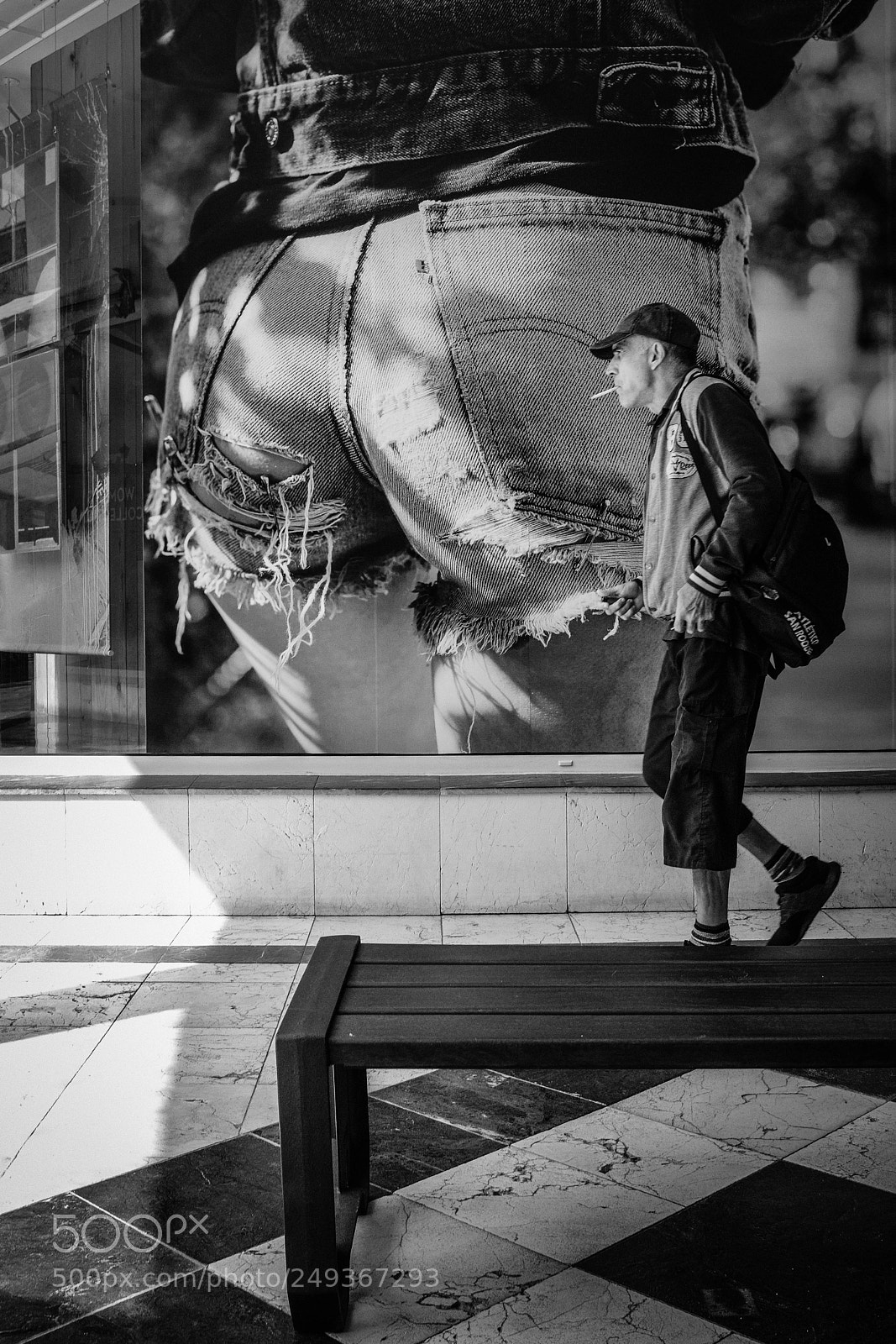 Fujifilm X100F sample photo. Smoking photography