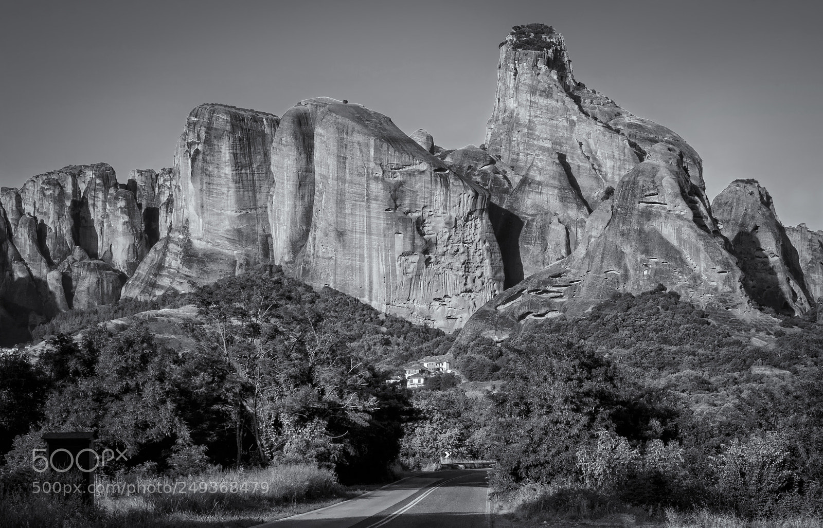 Olympus PEN E-PL6 sample photo. Road to meteora photography