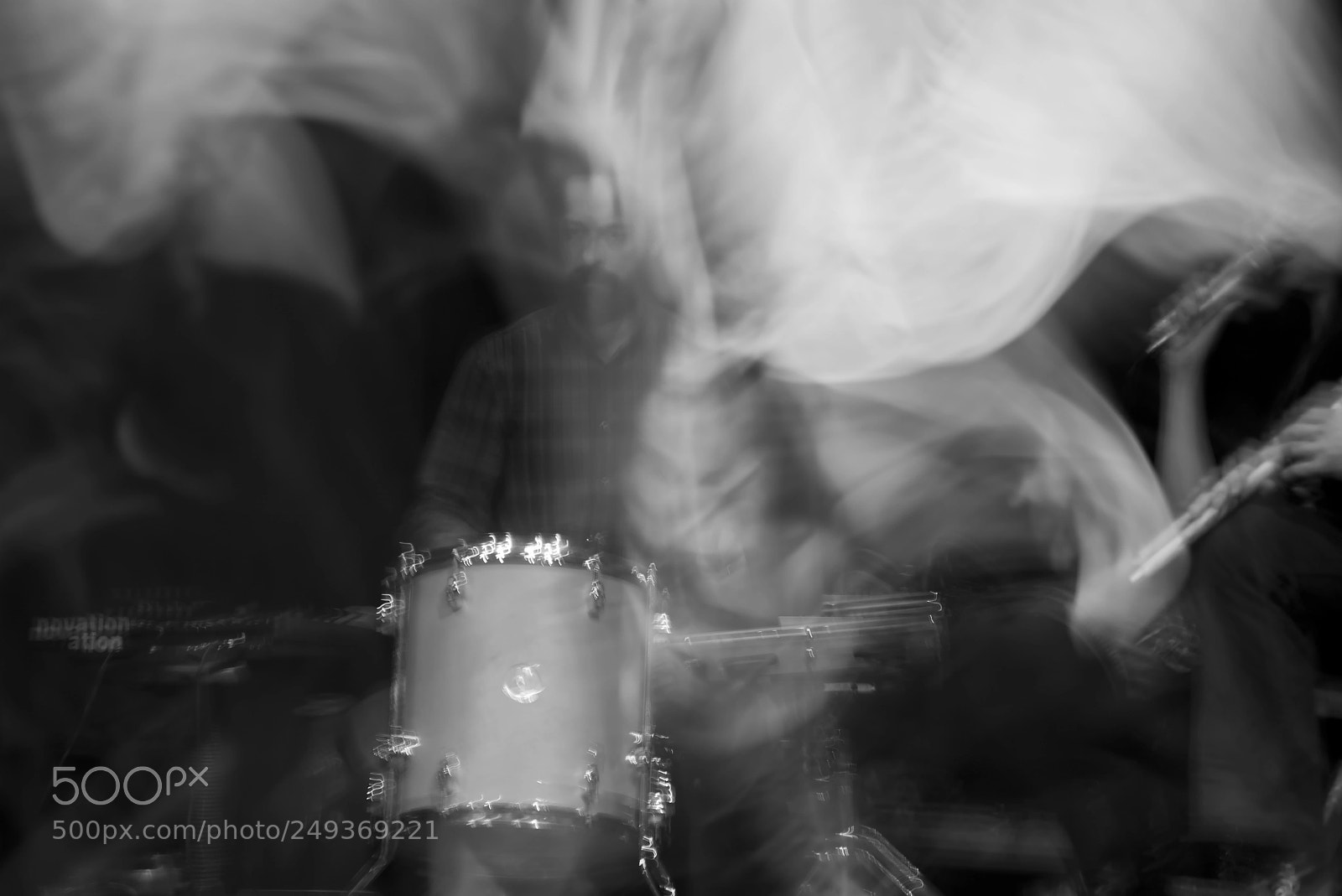 Sony a7S sample photo. The musician photography