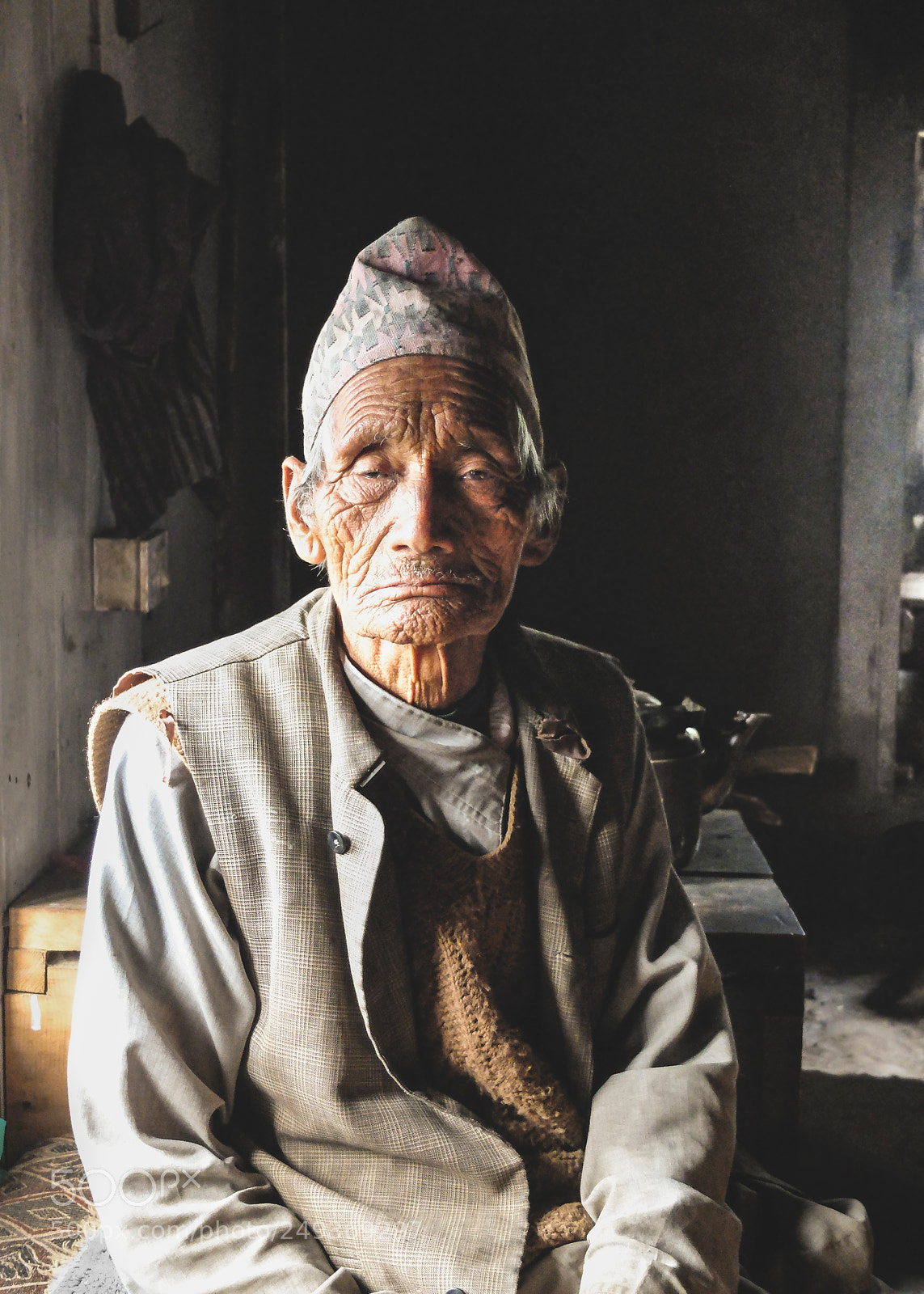Fujifilm X20 sample photo. Népali old man photography