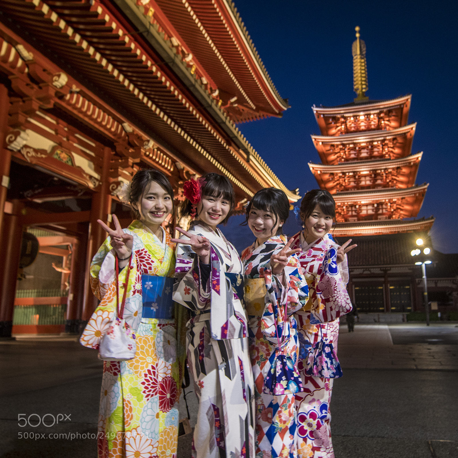 Nikon D500 sample photo. Kimono girls at senso-ji photography