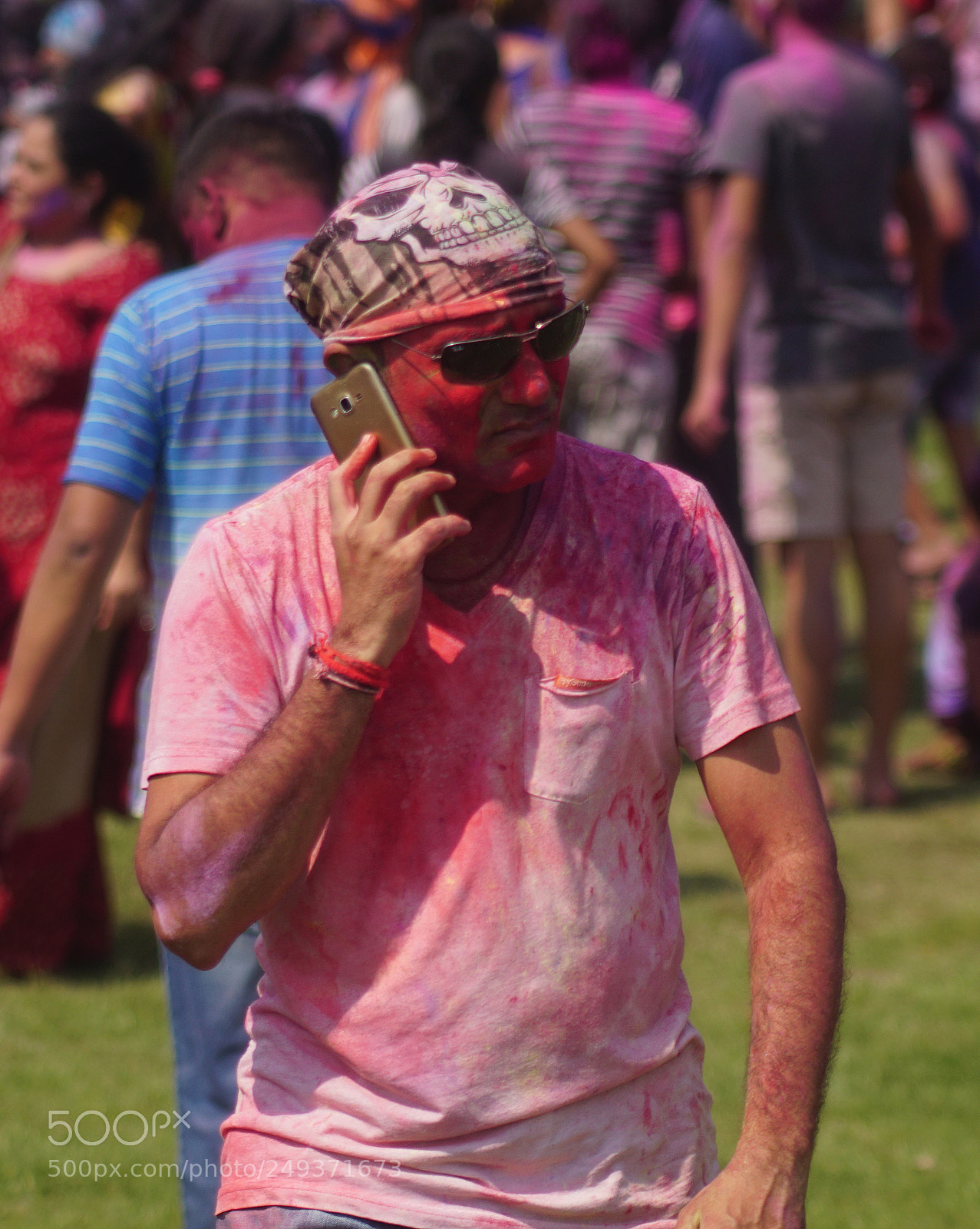 Sony ILCA-77M2 sample photo. Holi1 photography