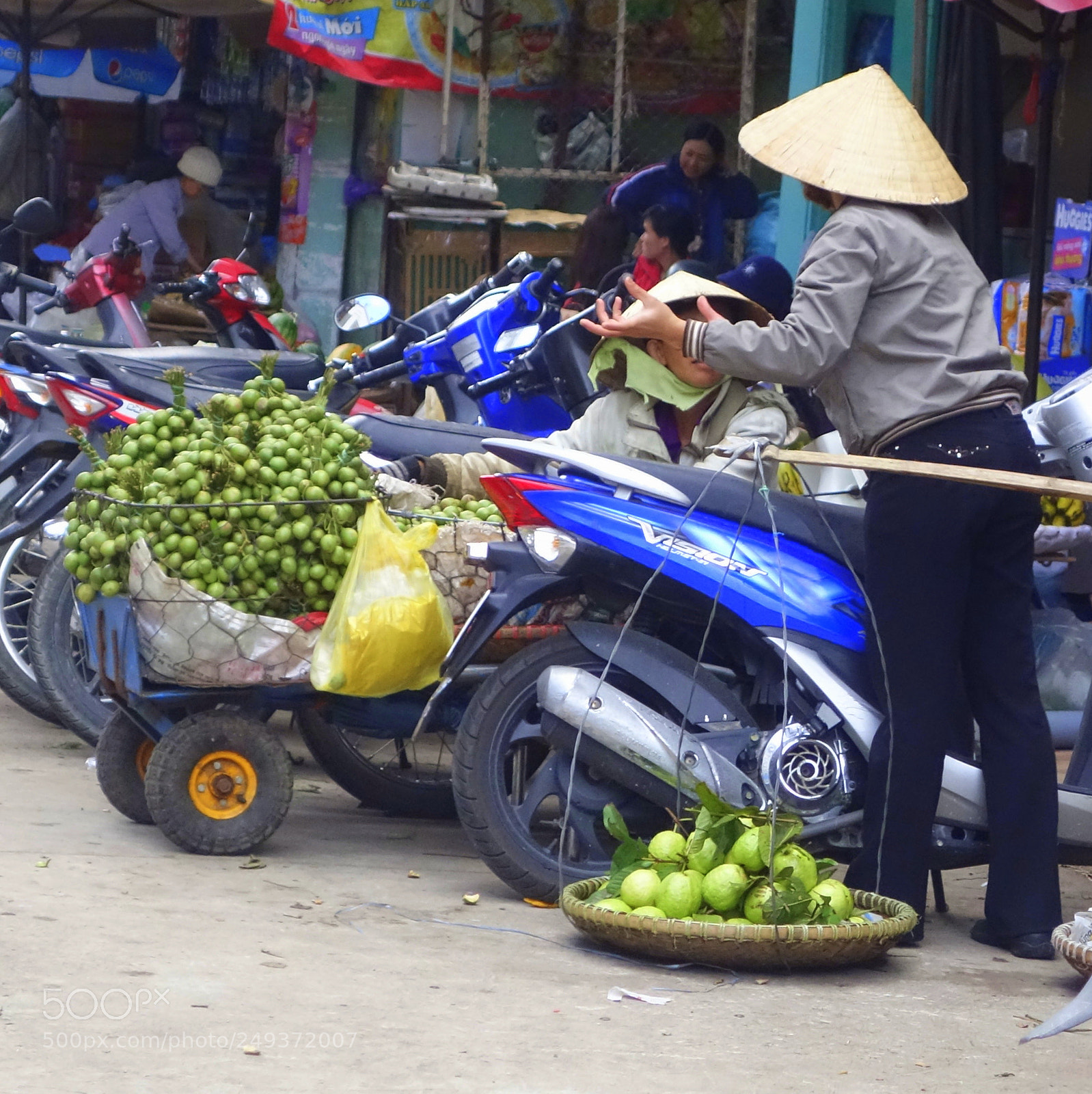 Sony Cyber-shot DSC-RX100 II sample photo. Vn people lot() photography