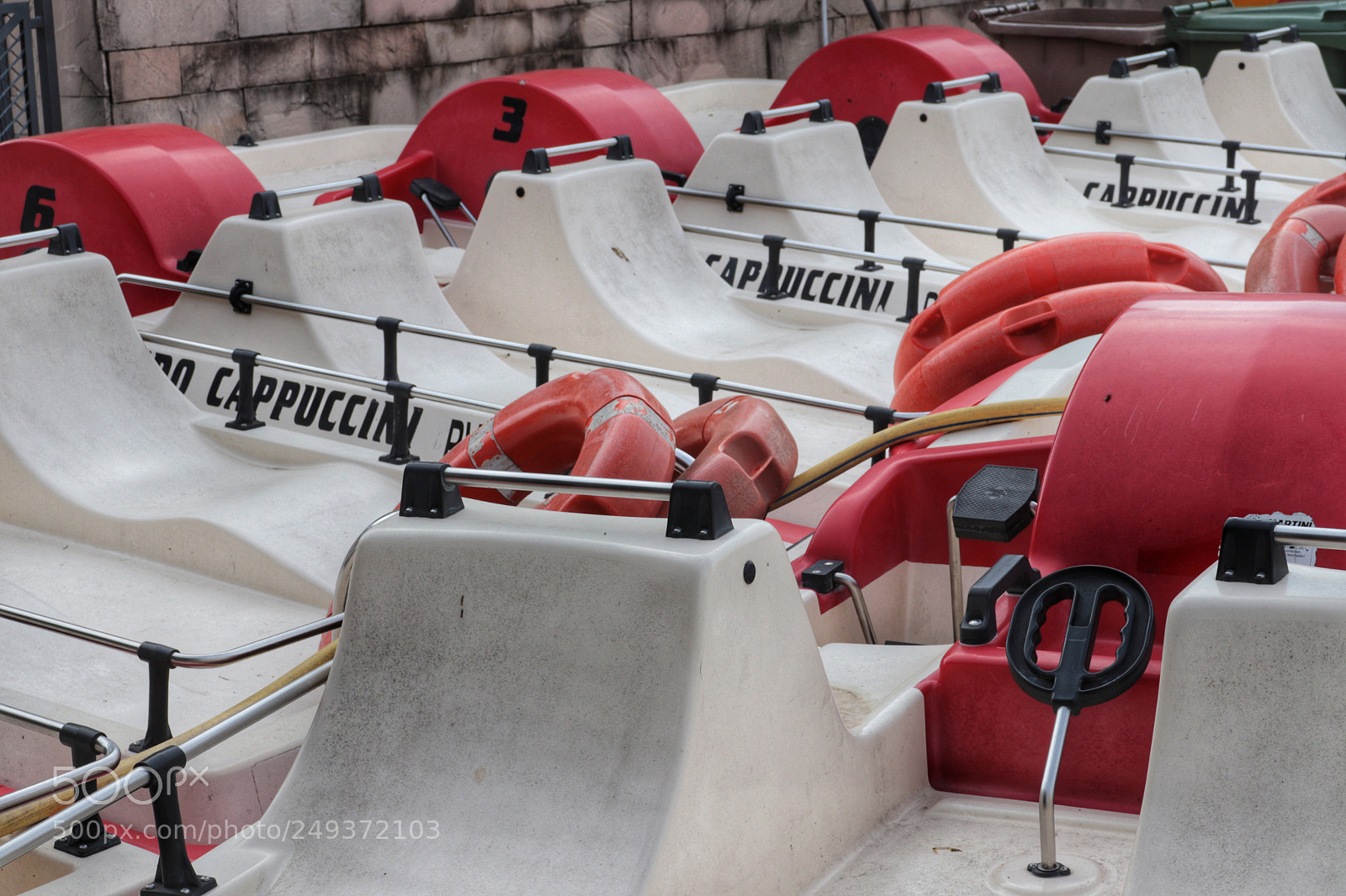 Canon EOS 77D (EOS 9000D / EOS 770D) sample photo. Aspettando l'estate photography