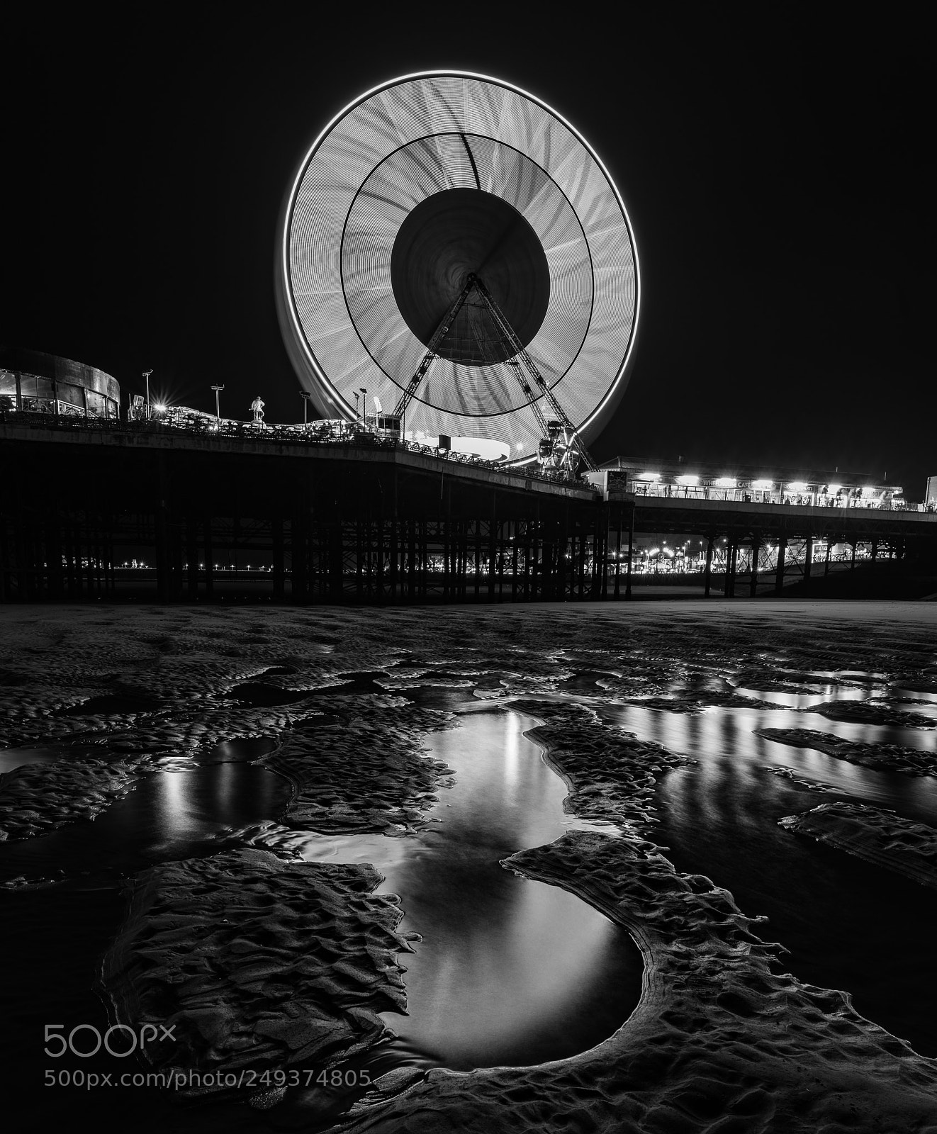Nikon D810 sample photo. Blackpool central pier photography