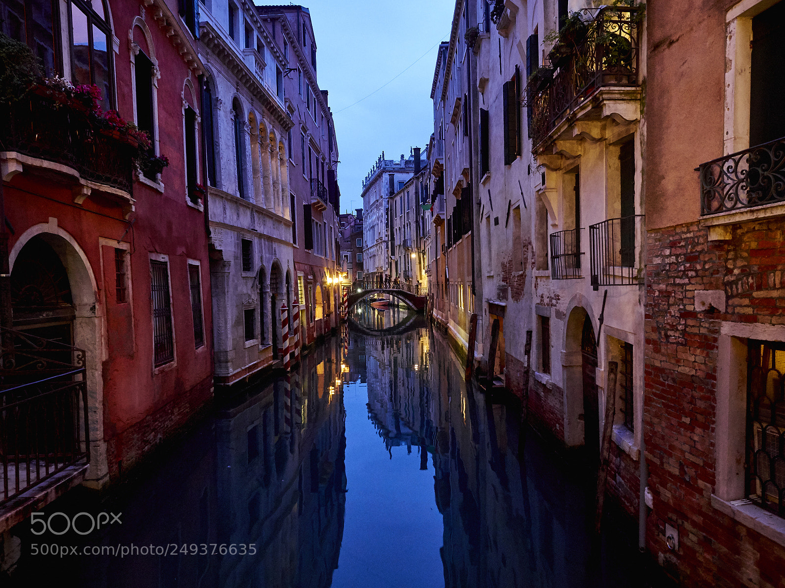 Olympus OM-D E-M1 sample photo. Eine nacht in venedig photography