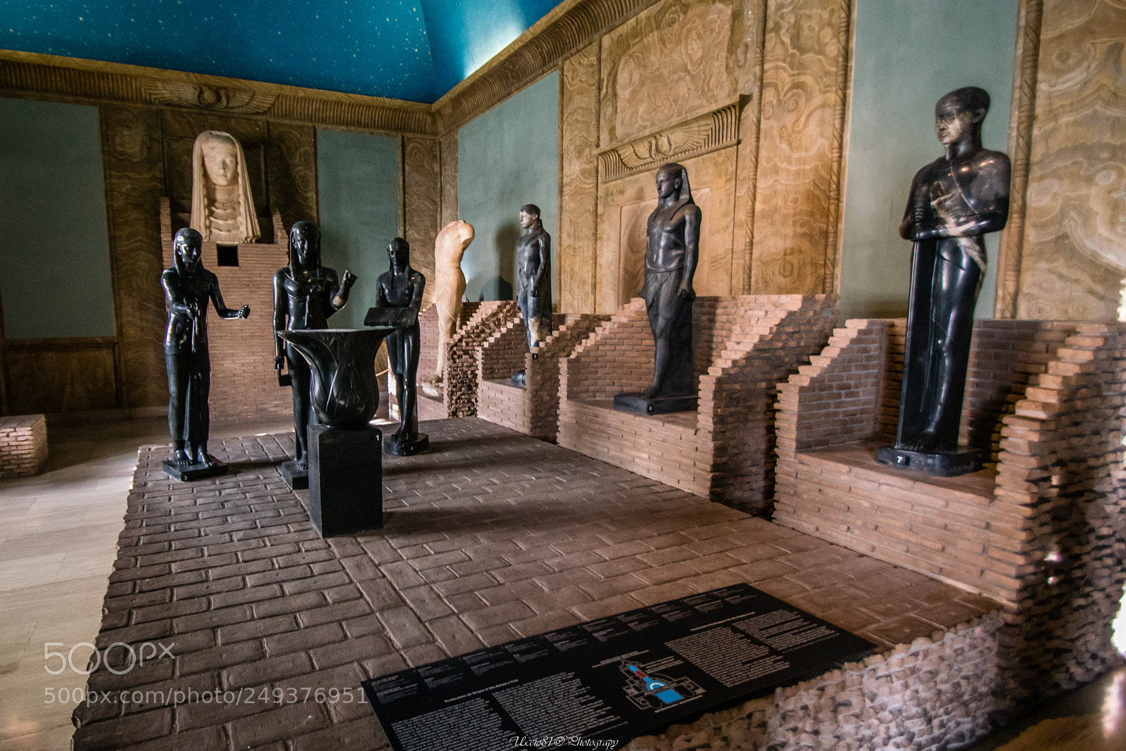 Sony SLT-A68 sample photo. Inside musei vaticani egypt photography