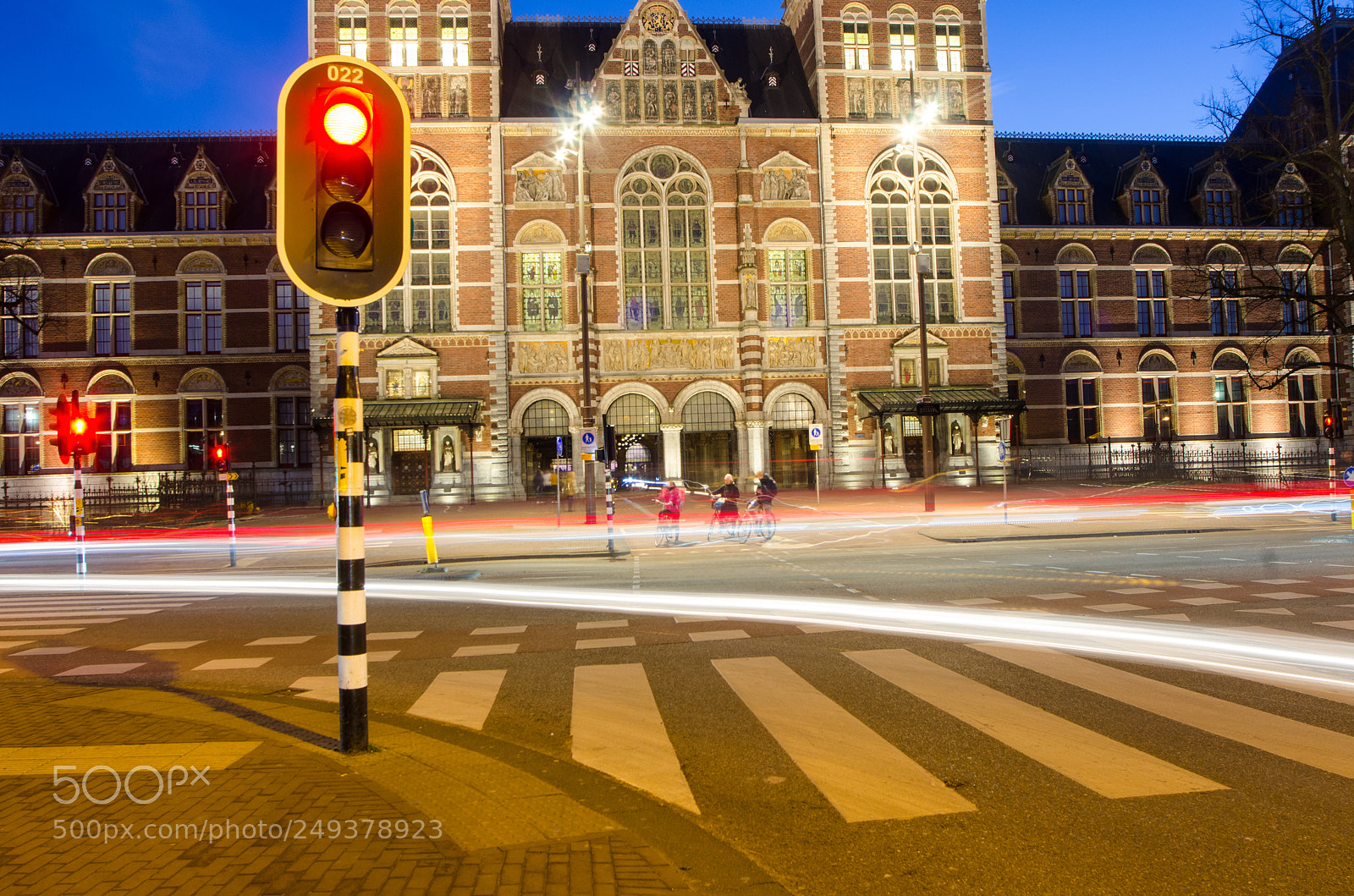 Nikon D7000 sample photo. The busy amsterdam street photography