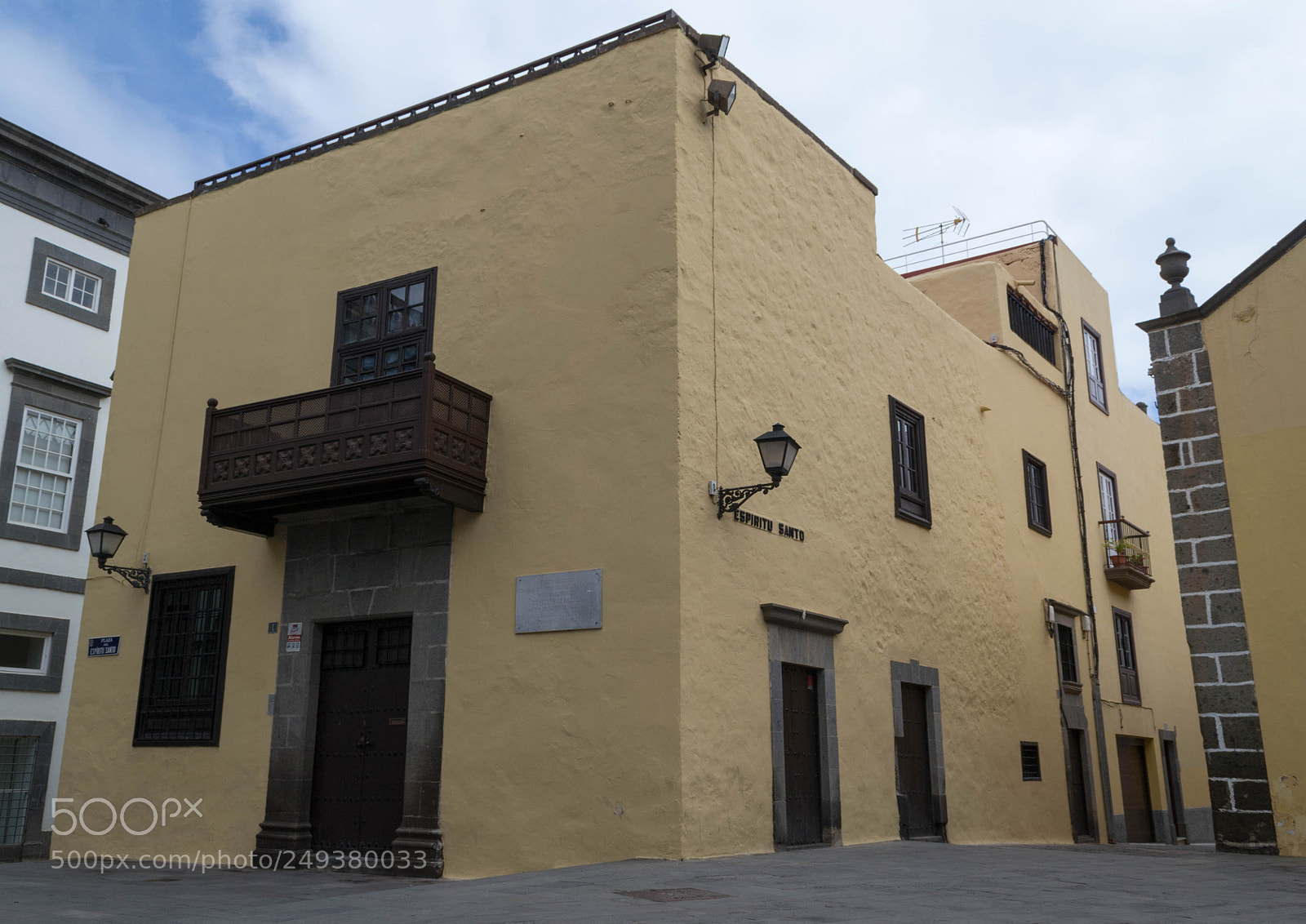 Nikon D3100 sample photo. Canarian autochthonous house facade photography
