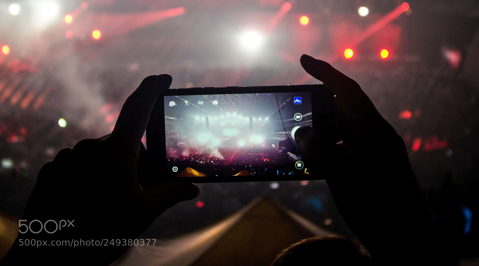 Nikon D7000 sample photo. Concert in the shadows photography