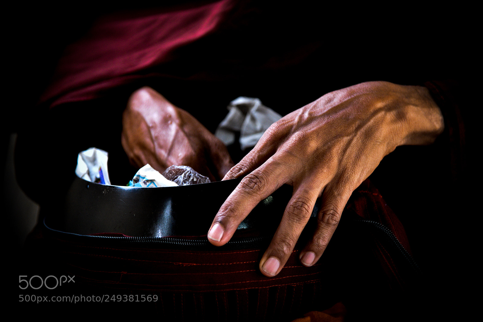 Nikon D810 sample photo. Sri lanka monk on photography