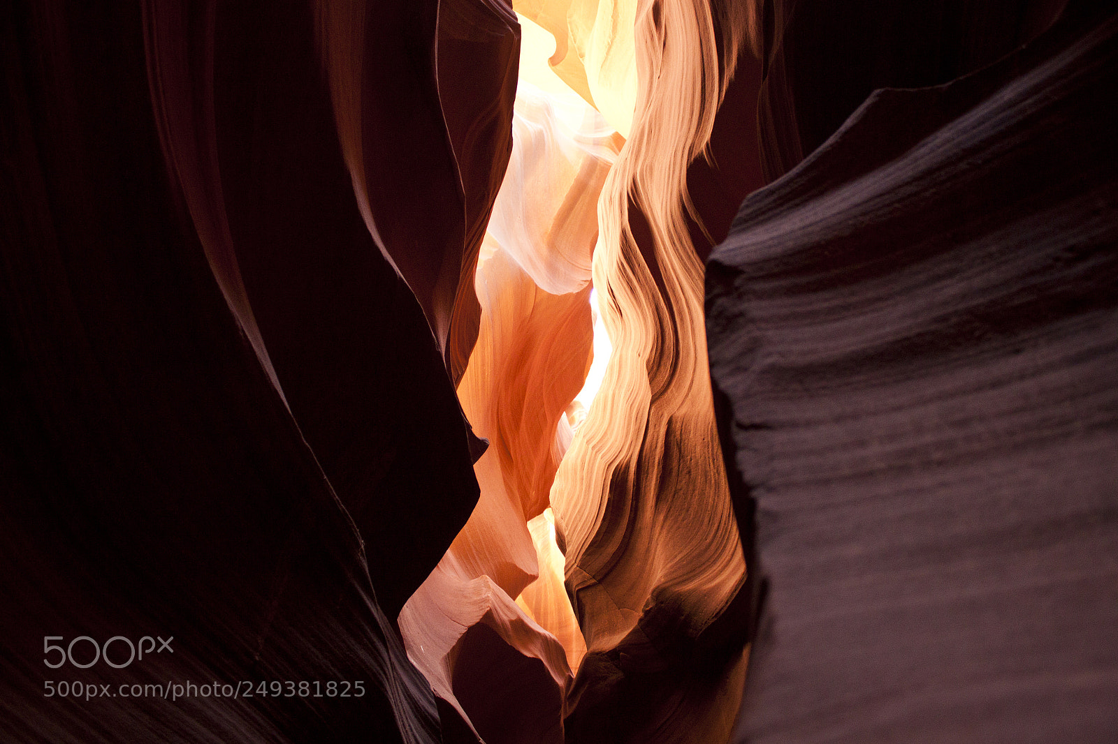 Canon EOS 500D (EOS Rebel T1i / EOS Kiss X3) sample photo. Antelope canyon photography