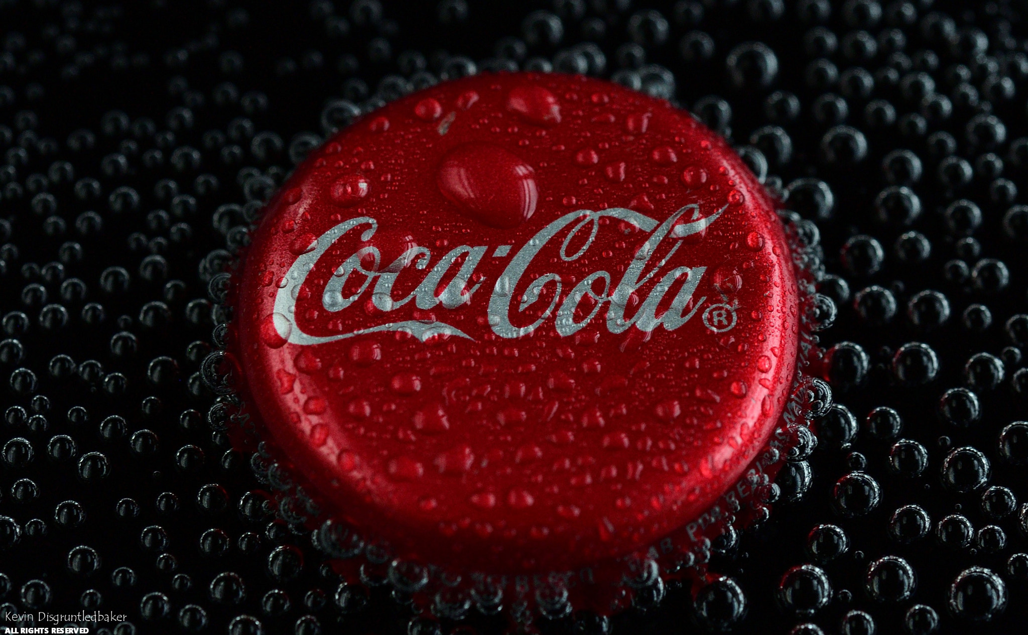 Nikon D90 + Nikon AF-S Micro-Nikkor 60mm F2.8G ED sample photo. Bubbly bottle cap photography