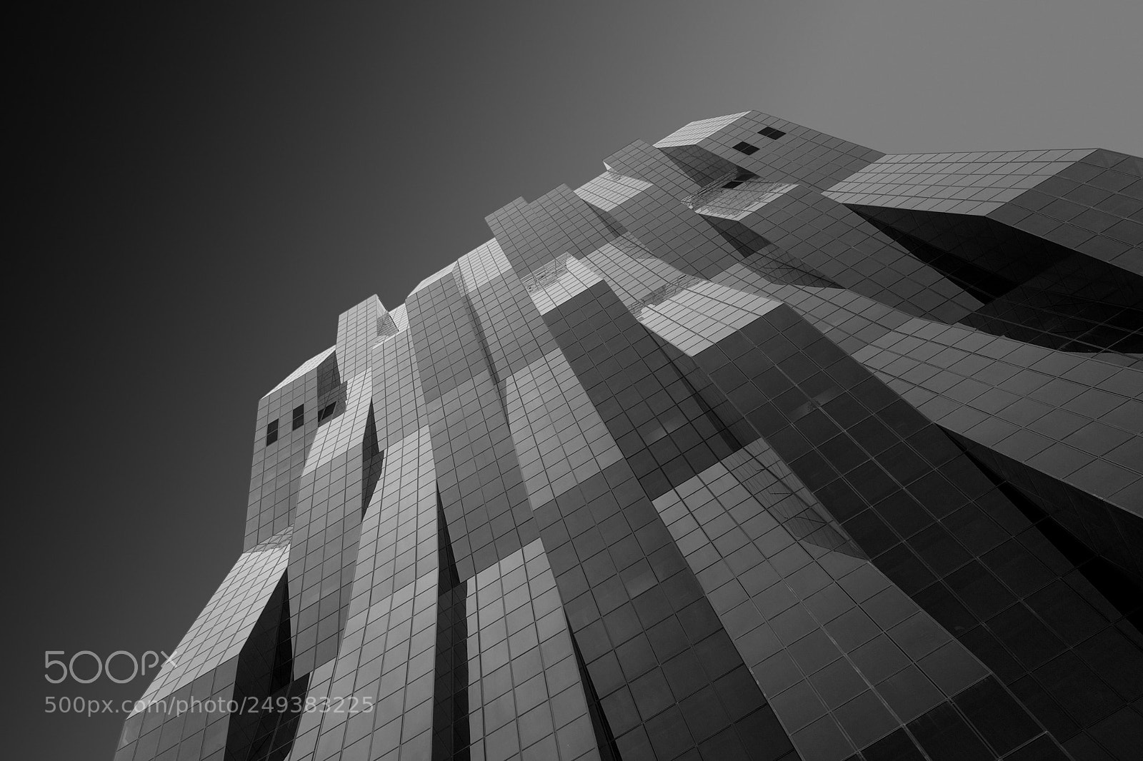 Canon EOS 6D Mark II sample photo. Dc tower vienna photography