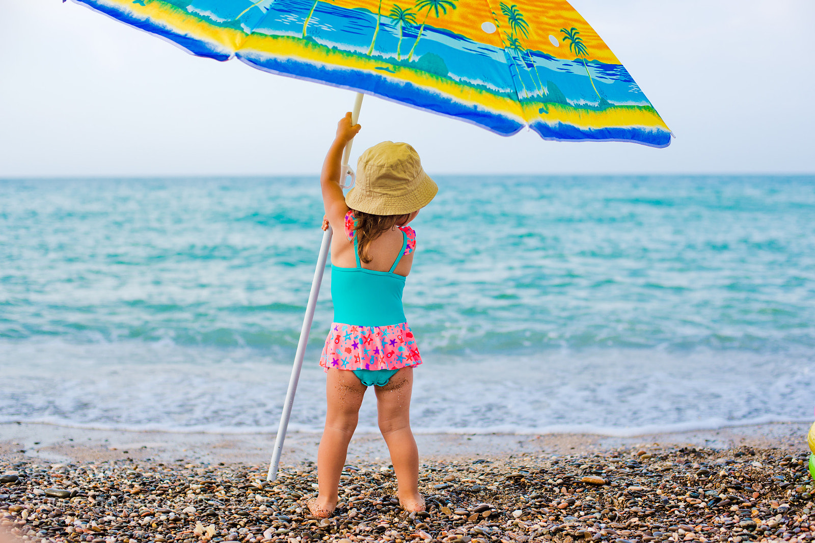 Nikon D800 sample photo. Child on beach under photography