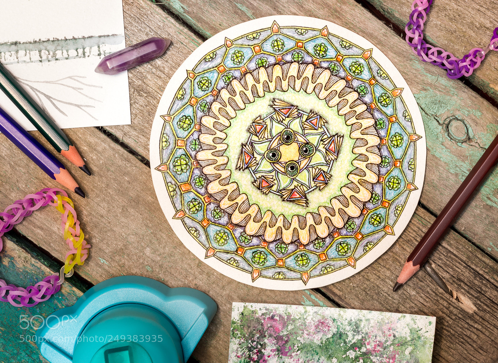 Canon EOS 600D (Rebel EOS T3i / EOS Kiss X5) sample photo. Zendala. mandala. flat lay photography