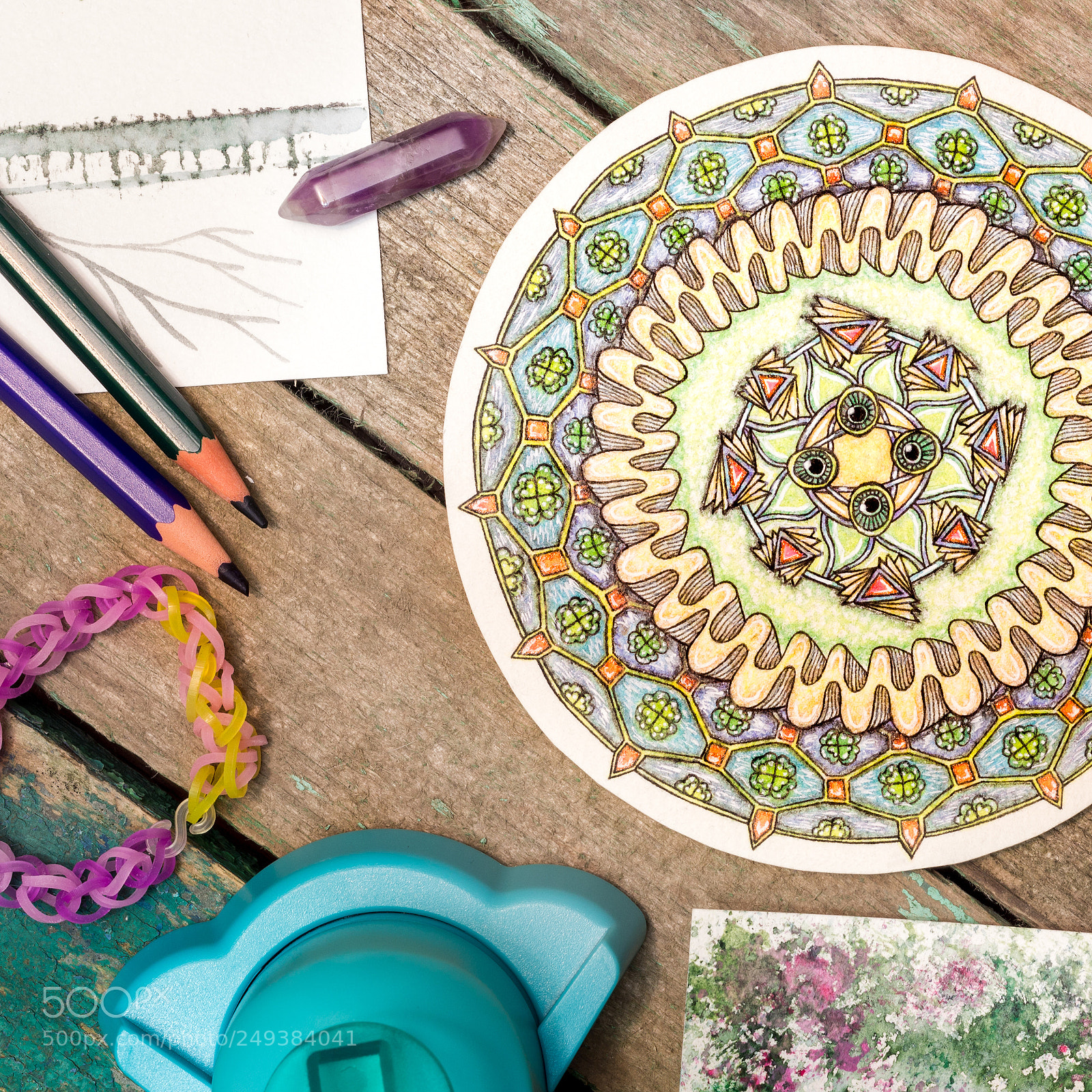 Canon EOS 600D (Rebel EOS T3i / EOS Kiss X5) sample photo. Zendala. mandala. flat lay photography