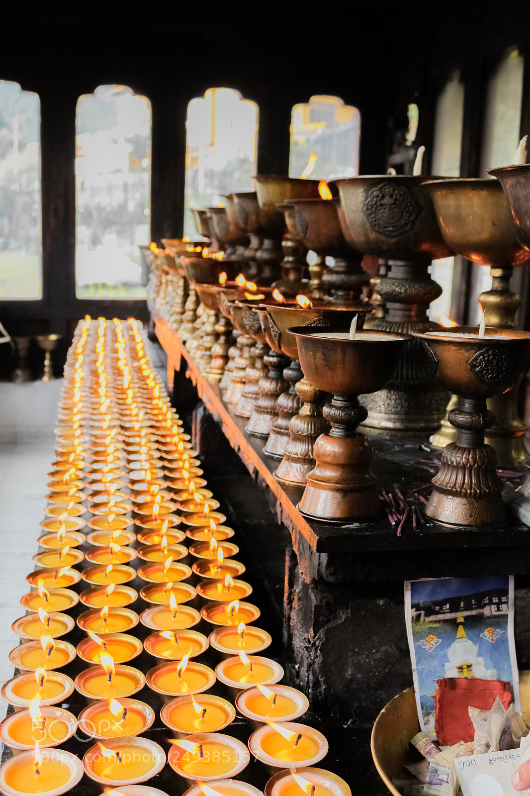 Canon EOS 650D (EOS Rebel T4i / EOS Kiss X6i) sample photo. Praying candles and brushed photography