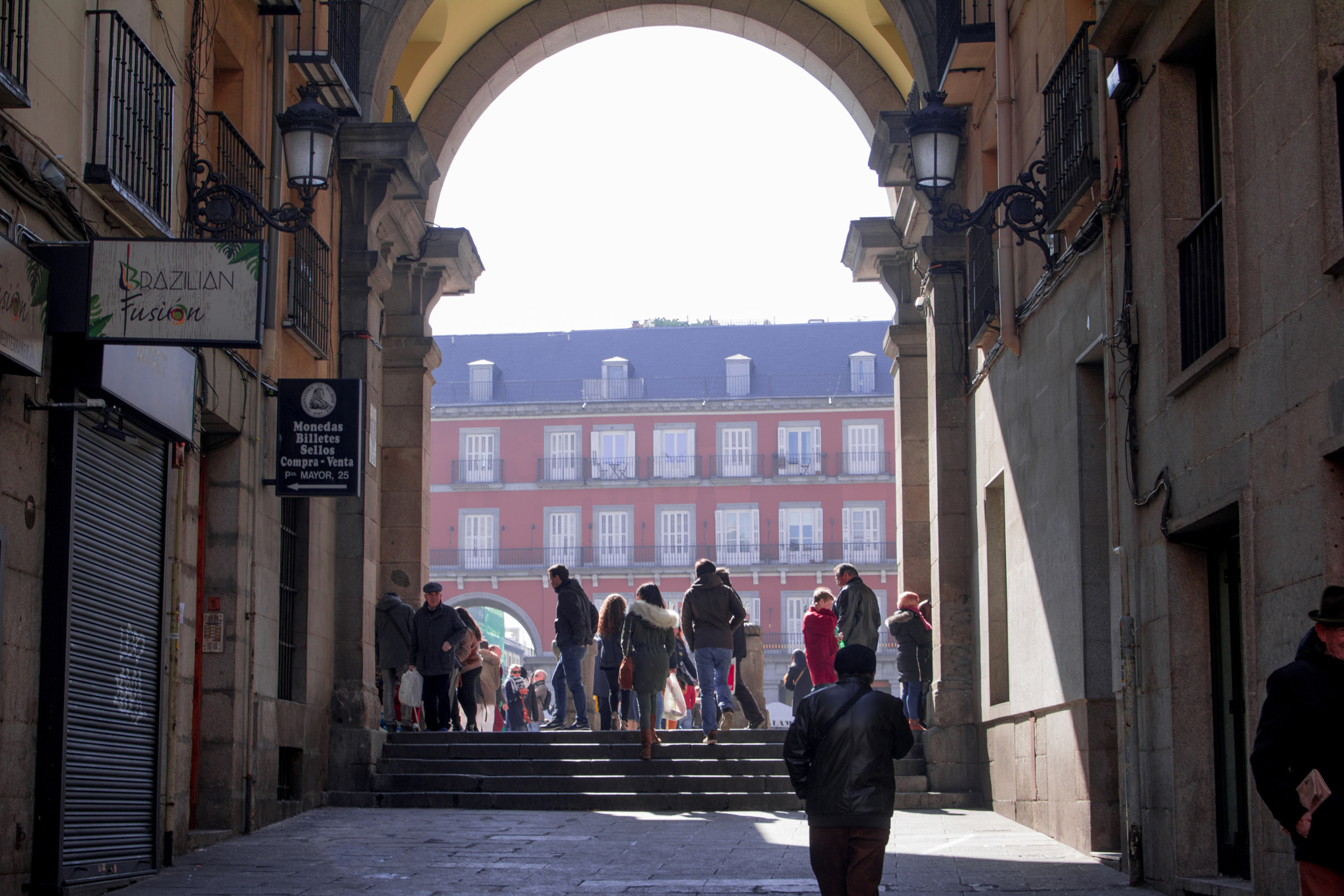 Canon EOS 750D (EOS Rebel T6i / EOS Kiss X8i) sample photo. Plaza mayor photography