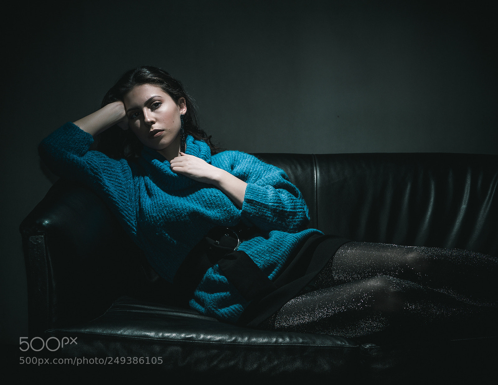Olympus OM-D E-M1 sample photo. Vintage lady photography