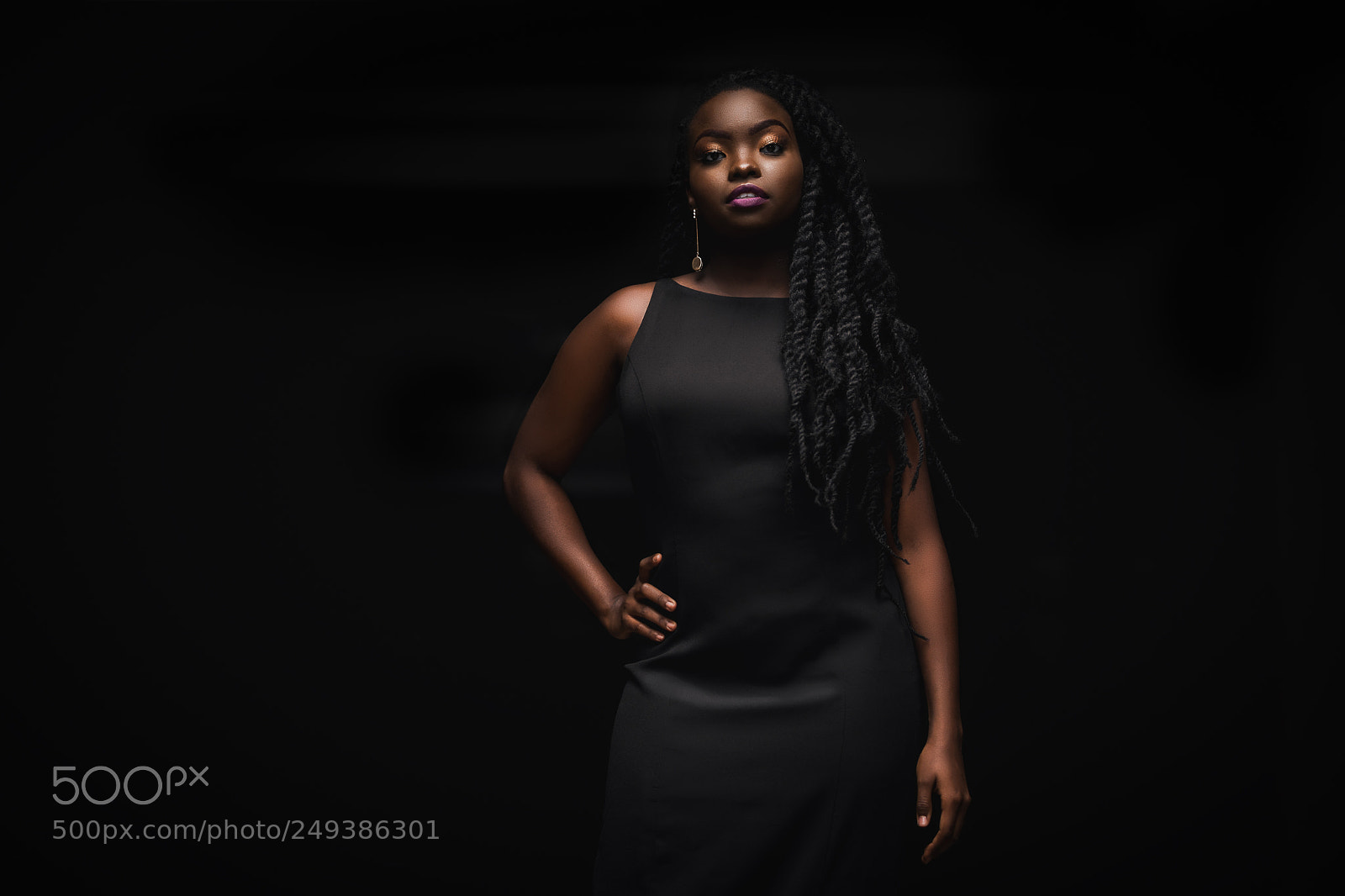Canon EOS 5D Mark IV sample photo. Pop out photography