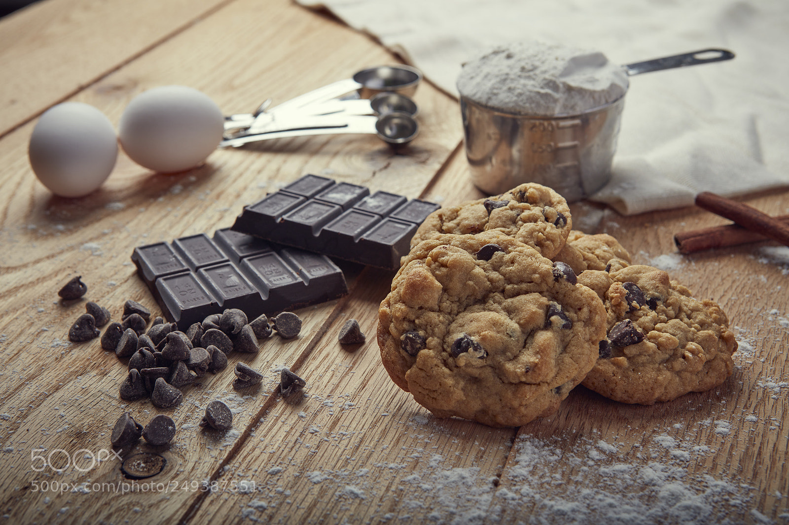 Canon EOS 5DS sample photo. Chocolate chip cookies photography