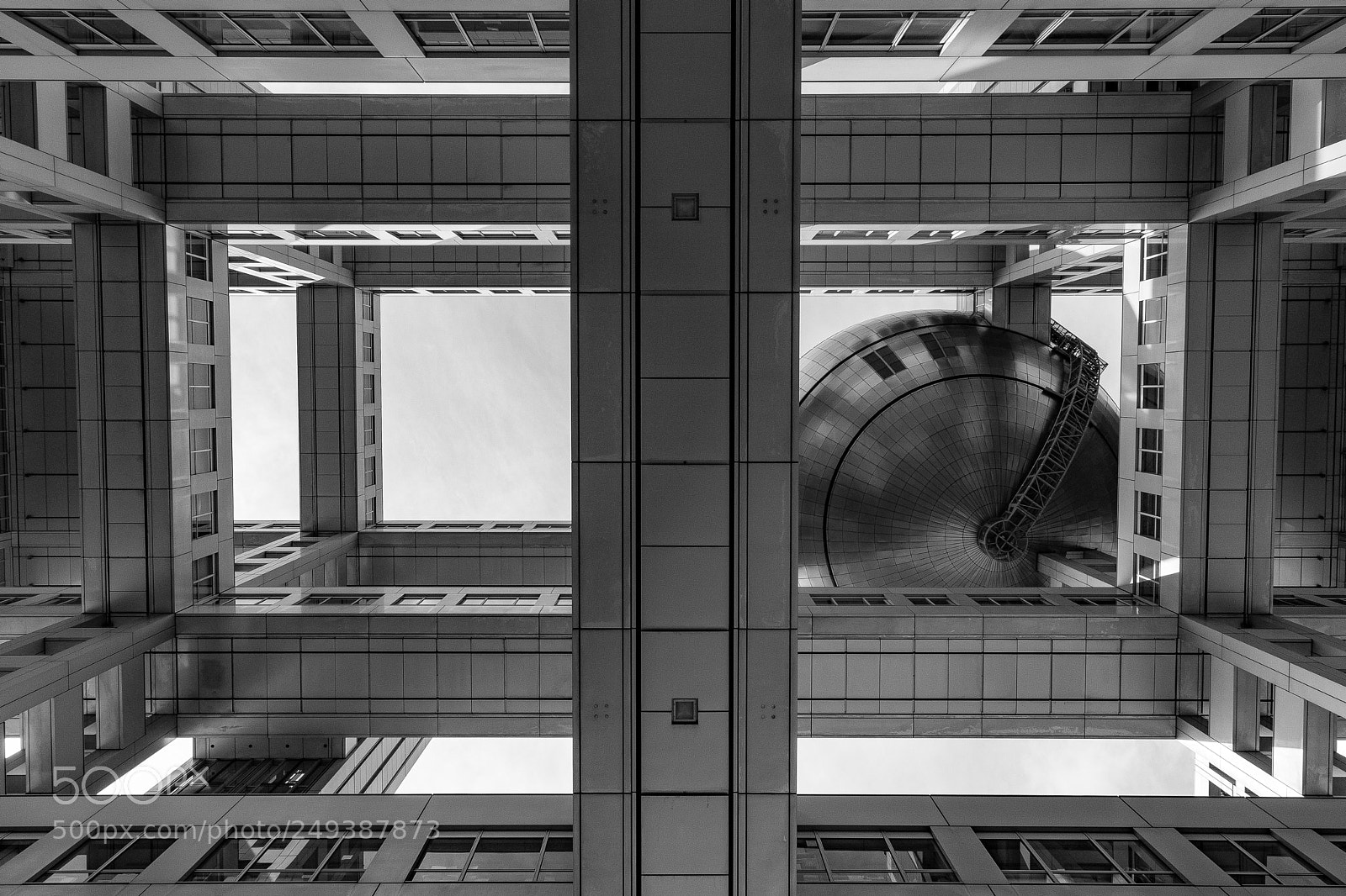 Nikon D5500 sample photo. The fuji tv building photography