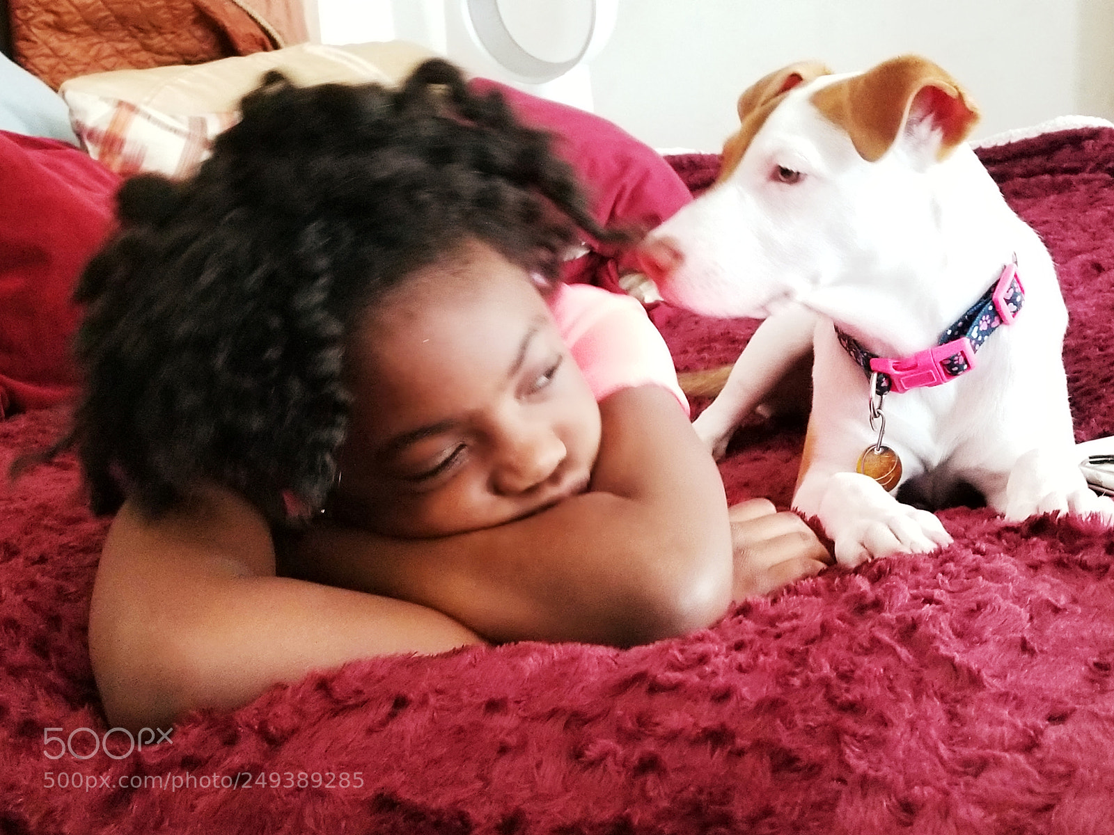 Samsung Galaxy S8 sample photo. A girl and her photography