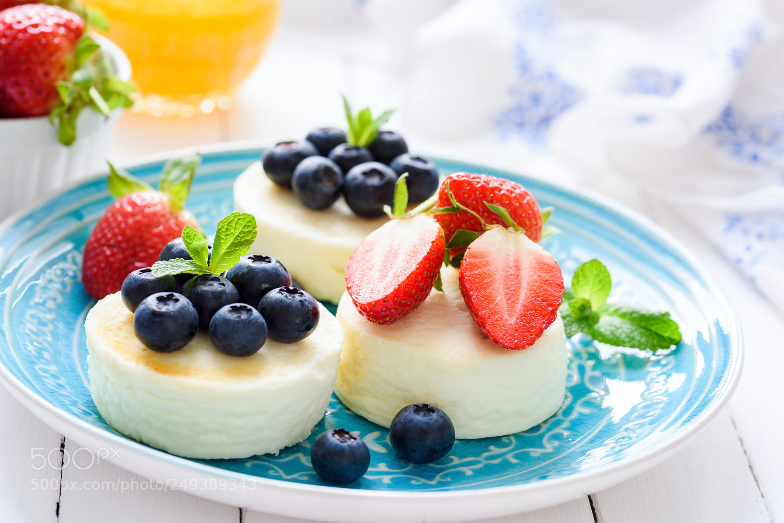 Nikon D810 sample photo. Mini cheesecakes or syrniki photography