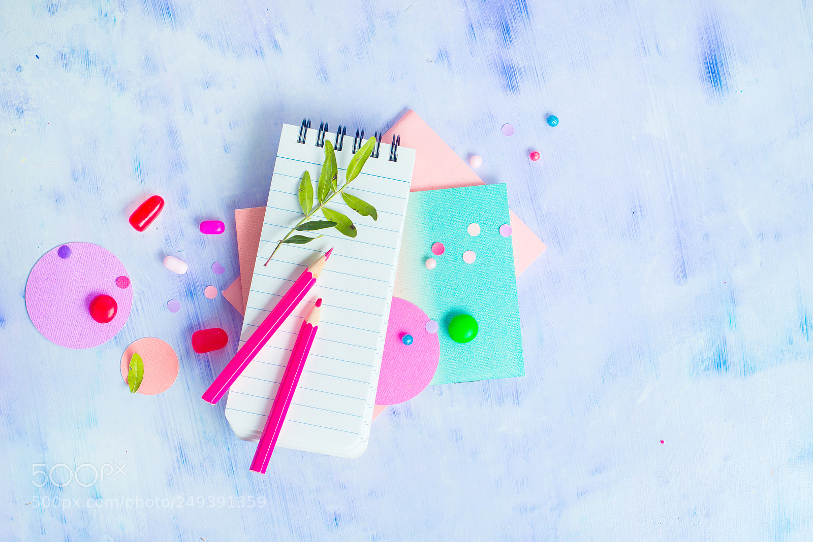 Nikon D800 sample photo. Lined notepad with colorful photography