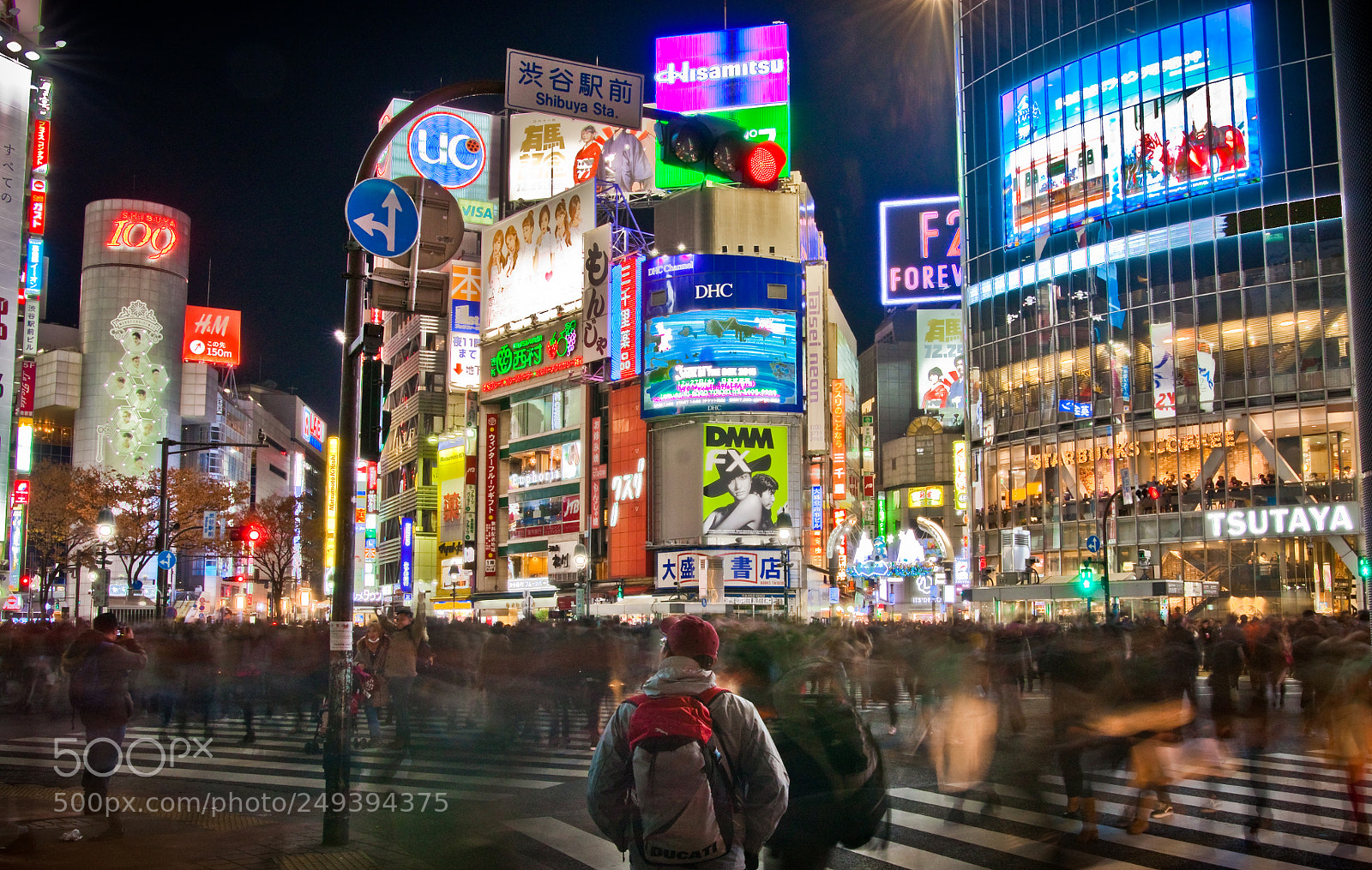 Canon EOS 500D (EOS Rebel T1i / EOS Kiss X3) sample photo. Shibuya crossing at night photography