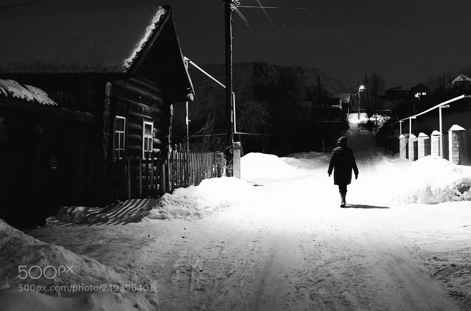 Fujifilm X100F sample photo. Night walk photography